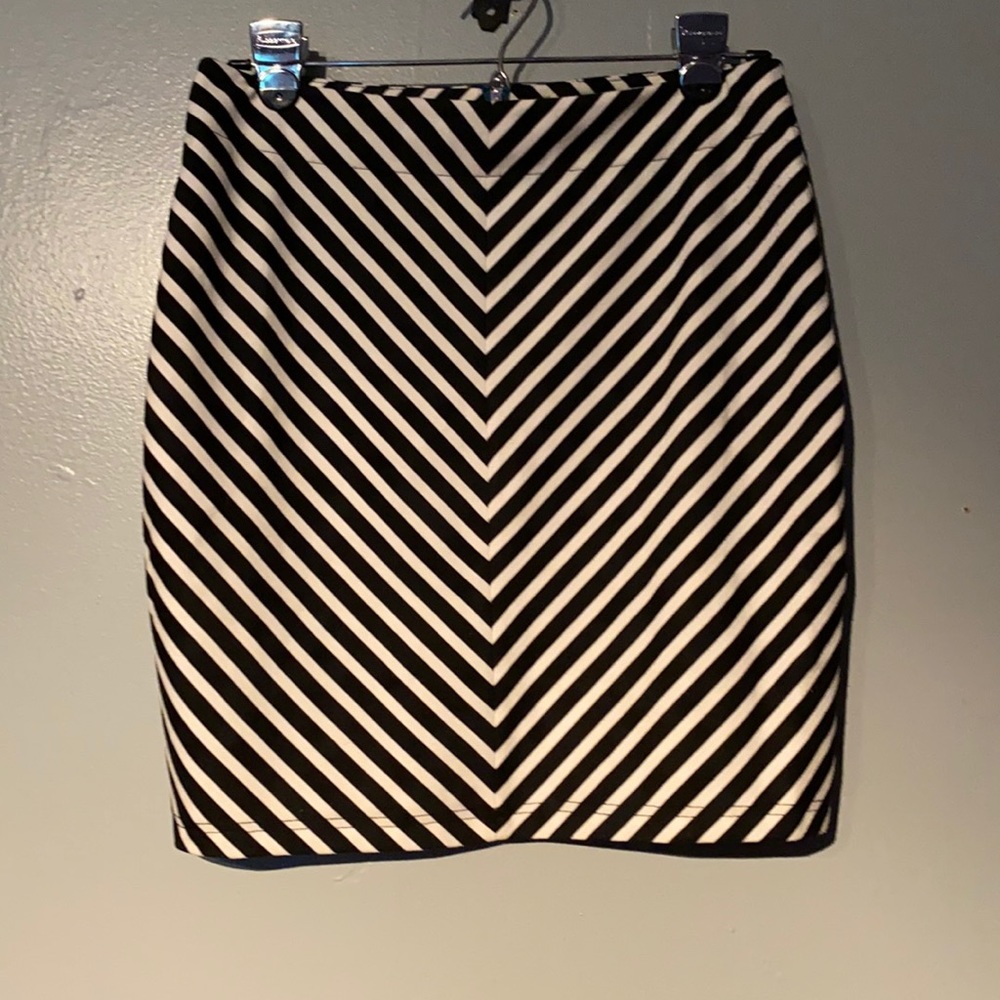 Chevron skirt